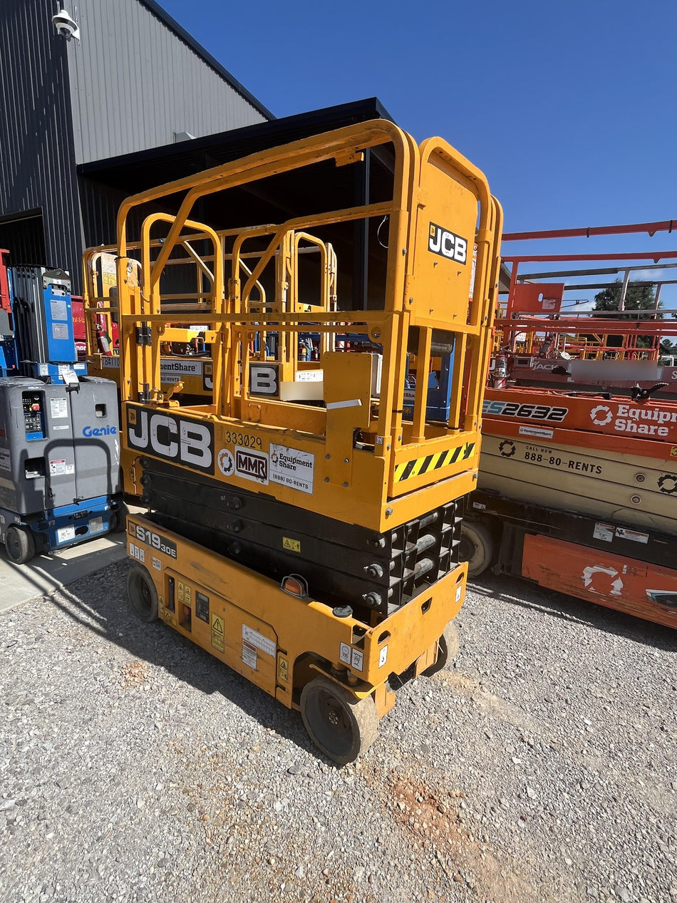 2023 JCB S1930E
