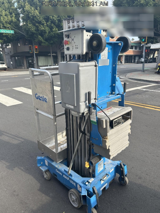 2019 GENIE AWP-30S