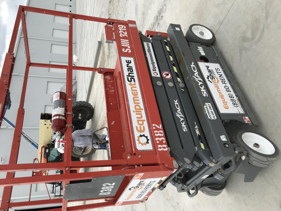 2018 SKYJACK SJIII-3219