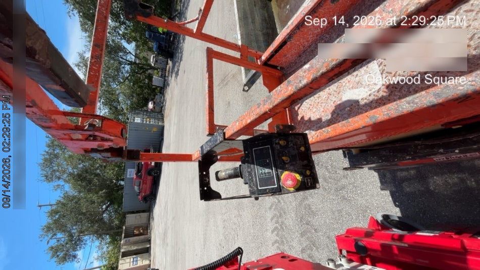 2022 JLG ES1932