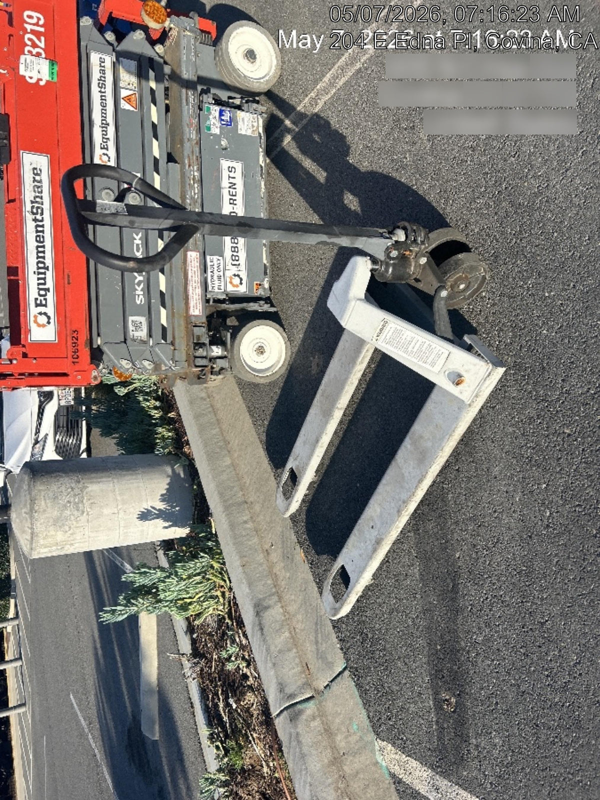 2024 STRONGWAY 4400 lb Pallet Jack