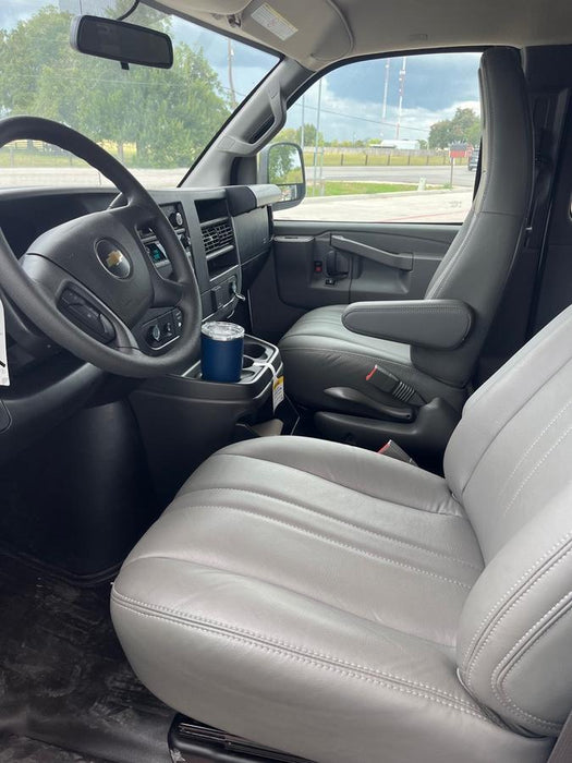 2025 CHEVROLET Express Van - Rental