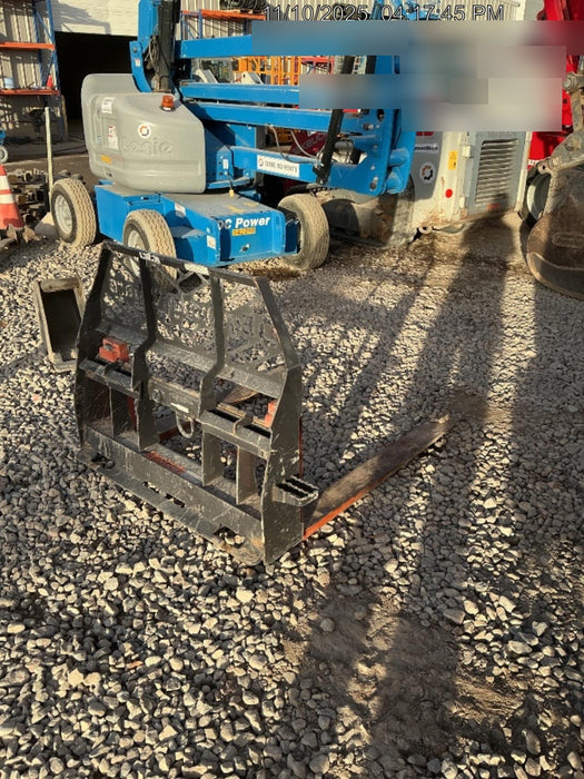 2020 PALADIN 48" Pallet Forks - Paladin