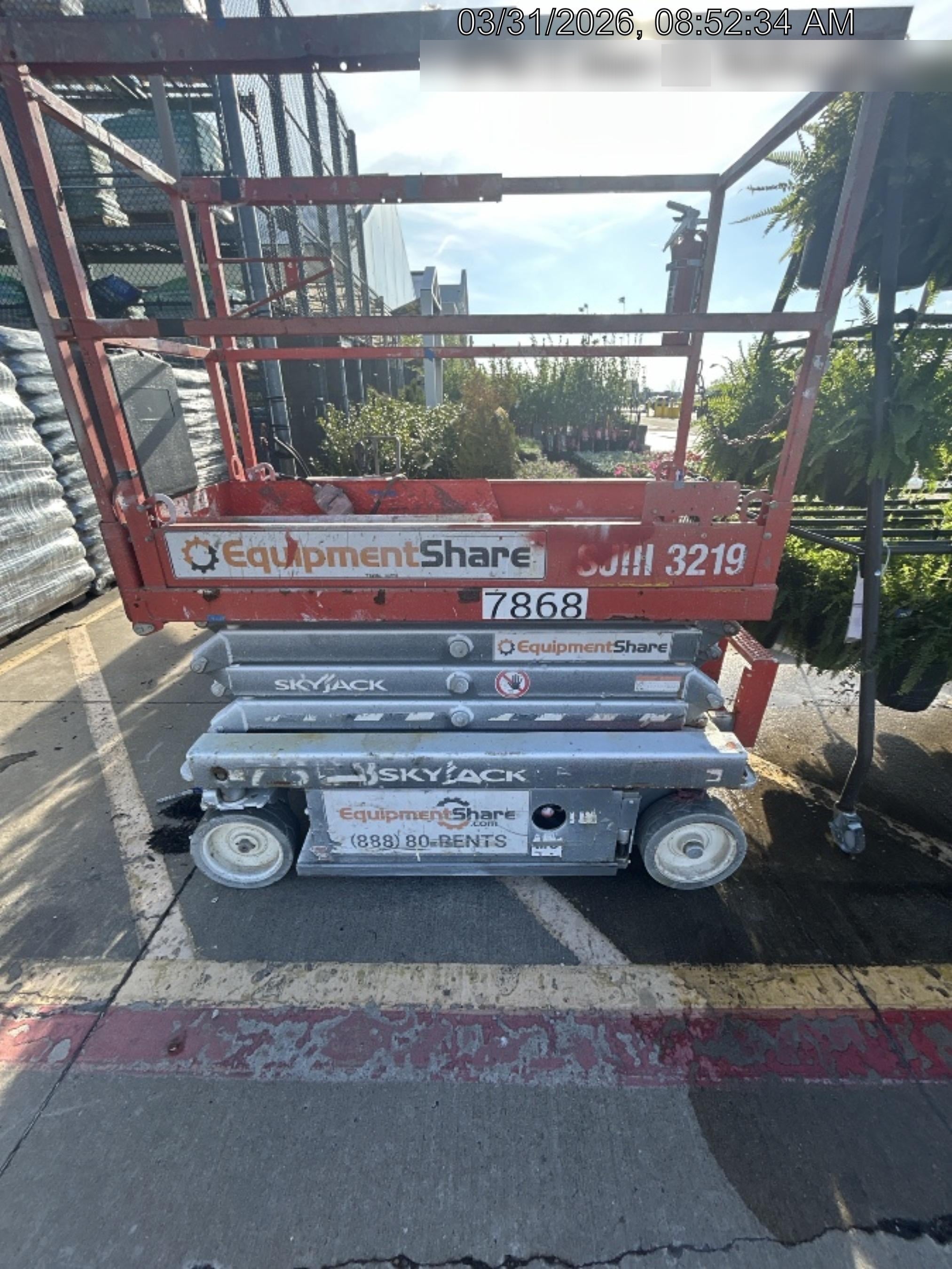 2018 Skyjack SJIII-3219 Skyjack SJIII3219 Scissor Lift w/Trojan Batteries