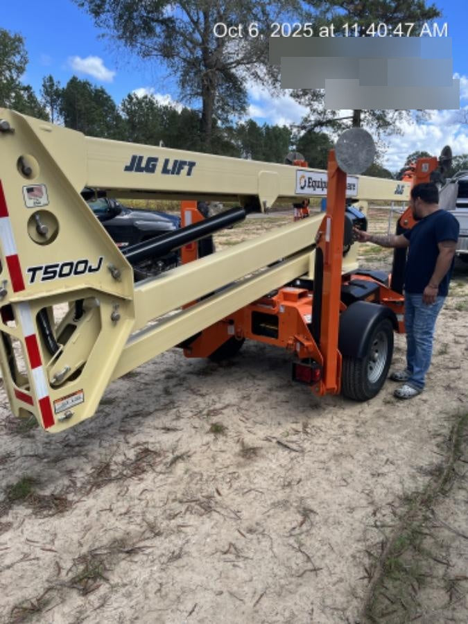 2023 JLG T500J