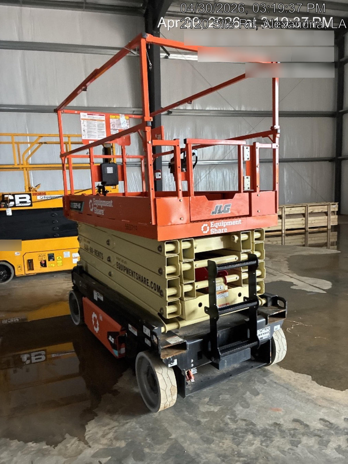 2025 JLG ES3246