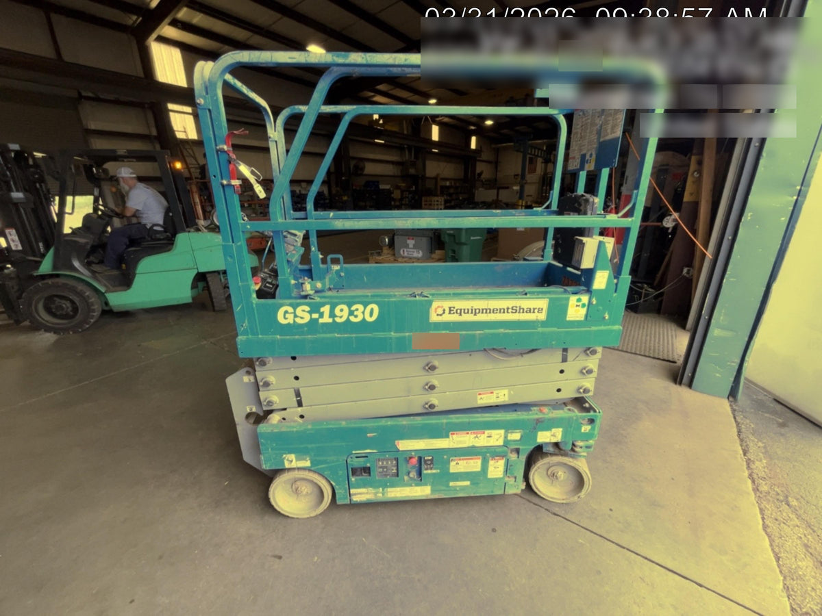 2020 Genie GS-1930 Fixed rails with chain entry gate - Pre A92.20