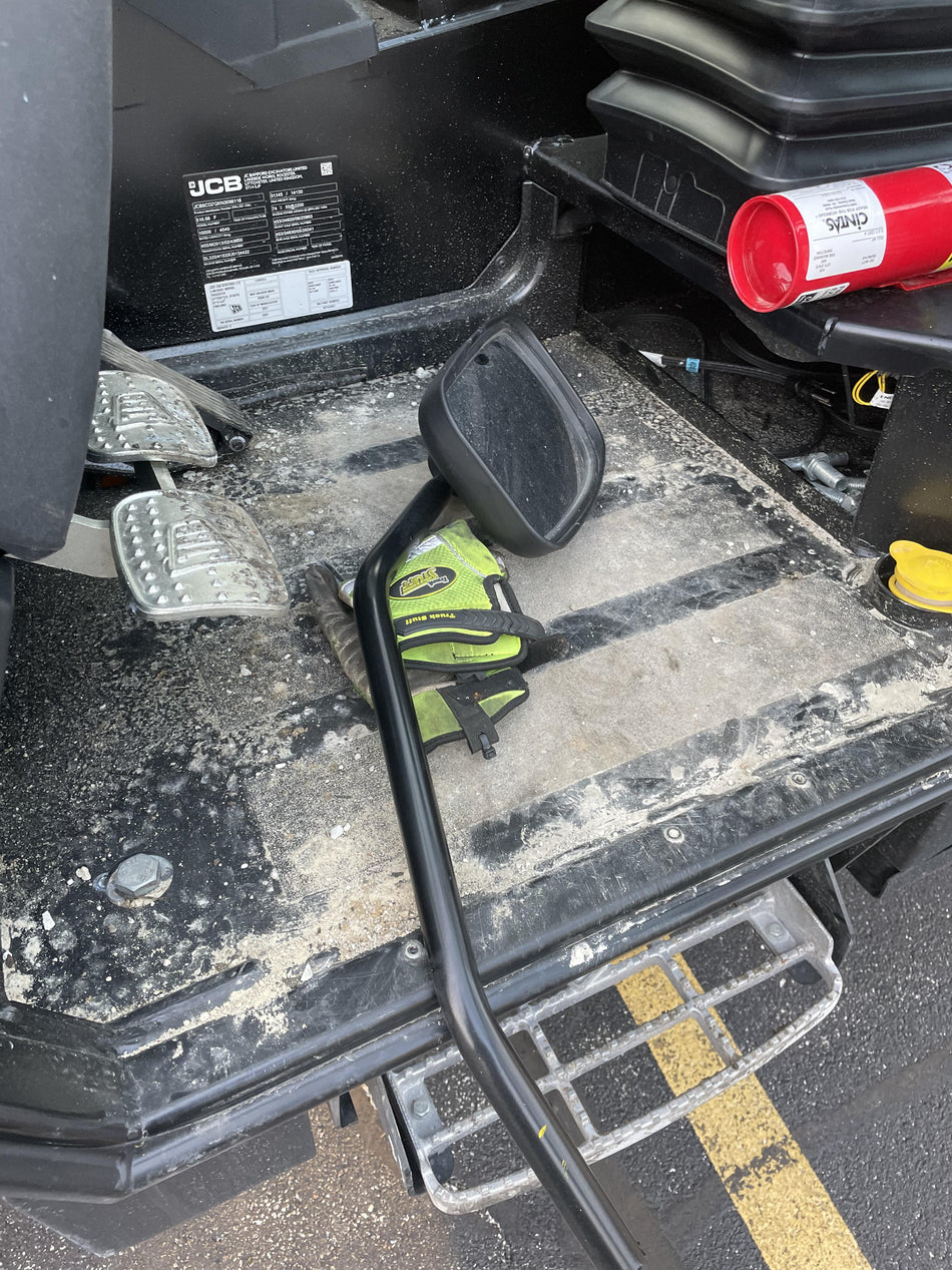2022 JCB 510-56