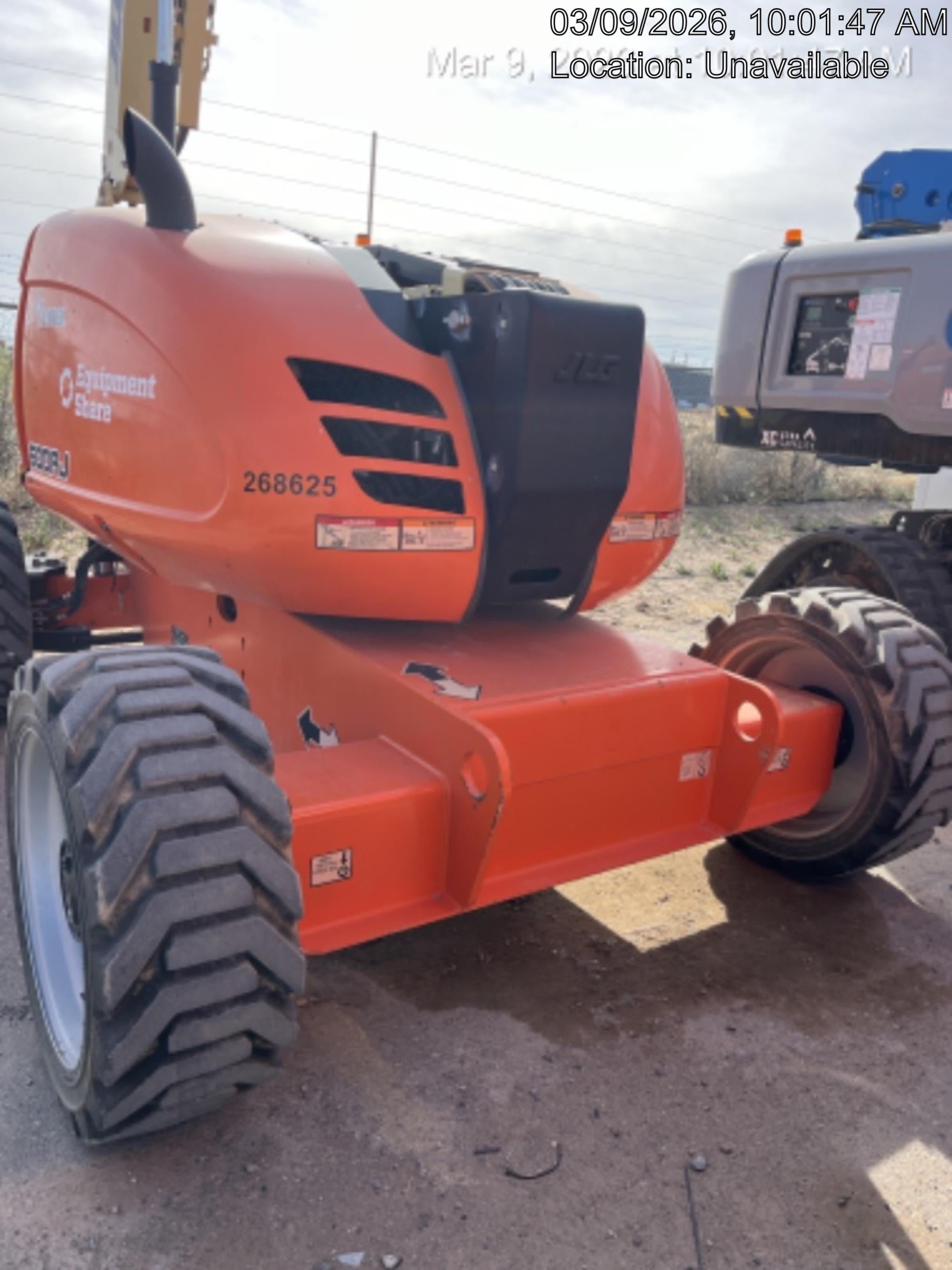 2022 JLG 600AJ