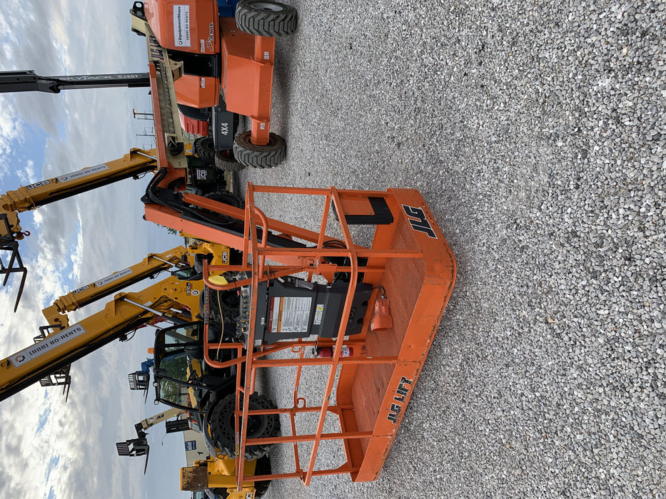 2019 JLG 460SJ