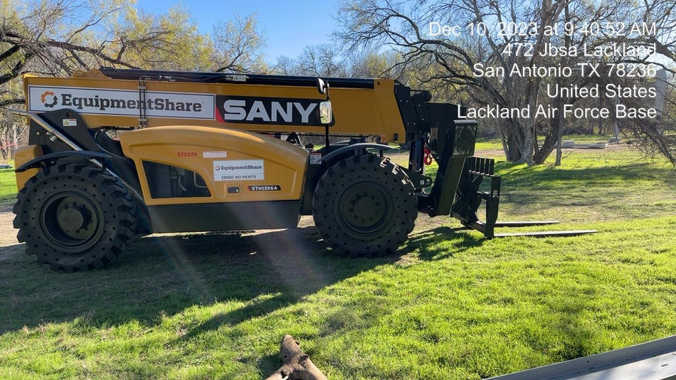 2023 SANY STH1256