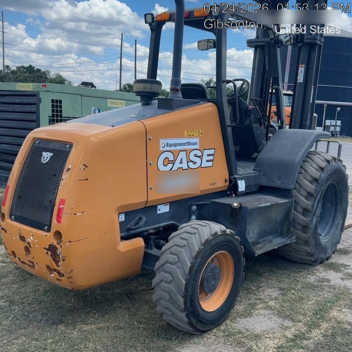 2023 CASE 588H