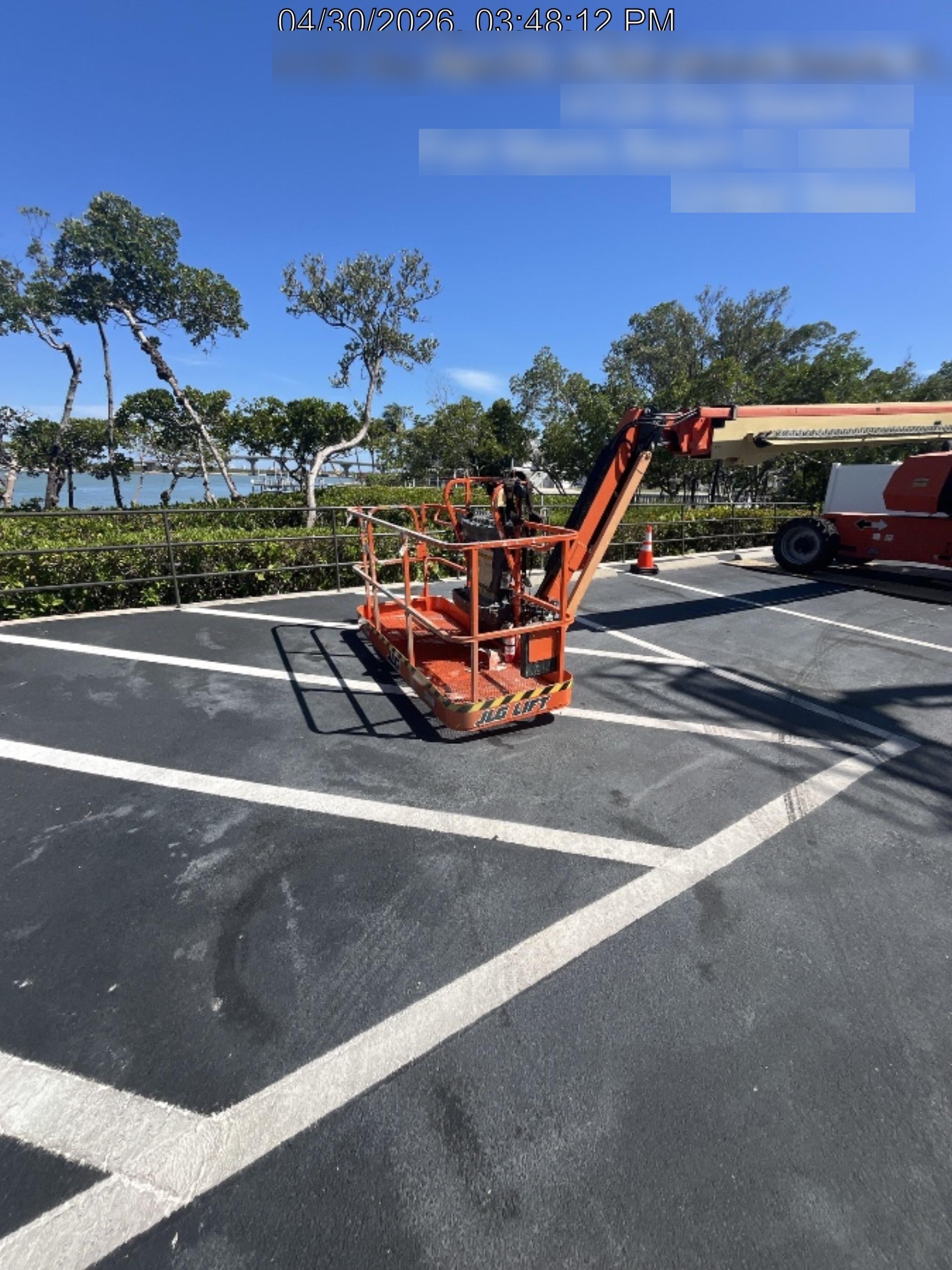 2022 JLG 860SJ