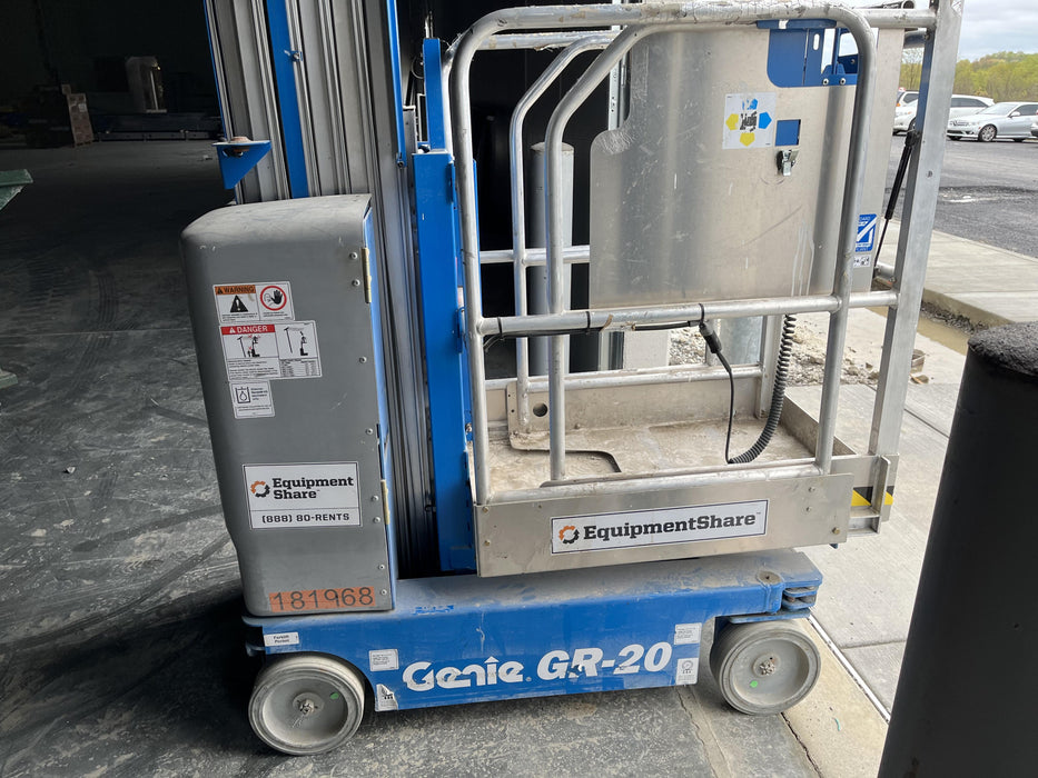 2021 GENIE GR-20
