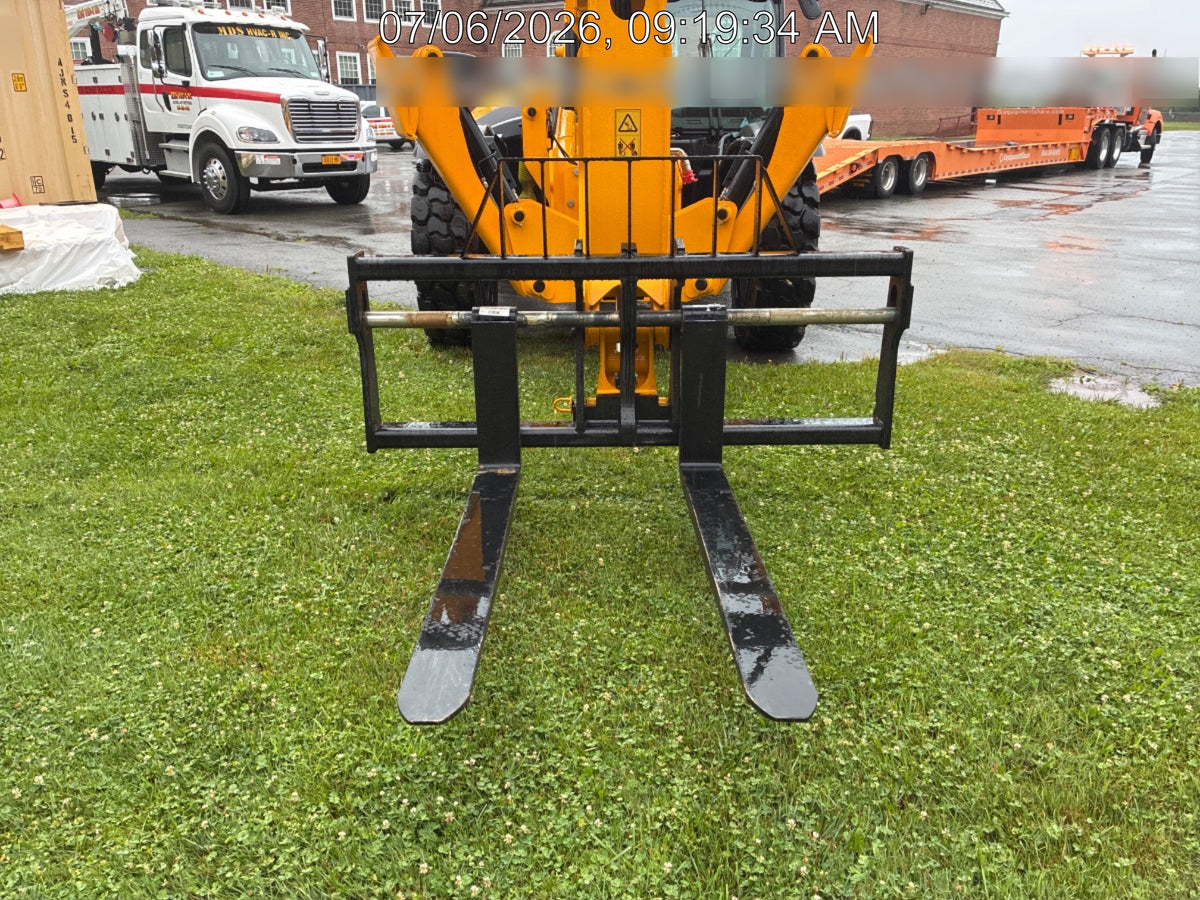 2026 JCB 512-56