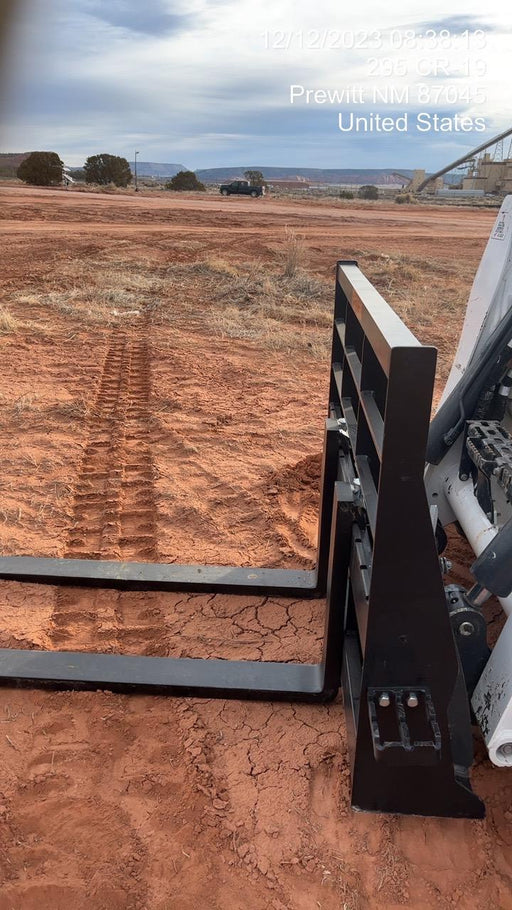 2023 ARROW MATERIAL HANDLING 72" Pallet Forks - Arrow