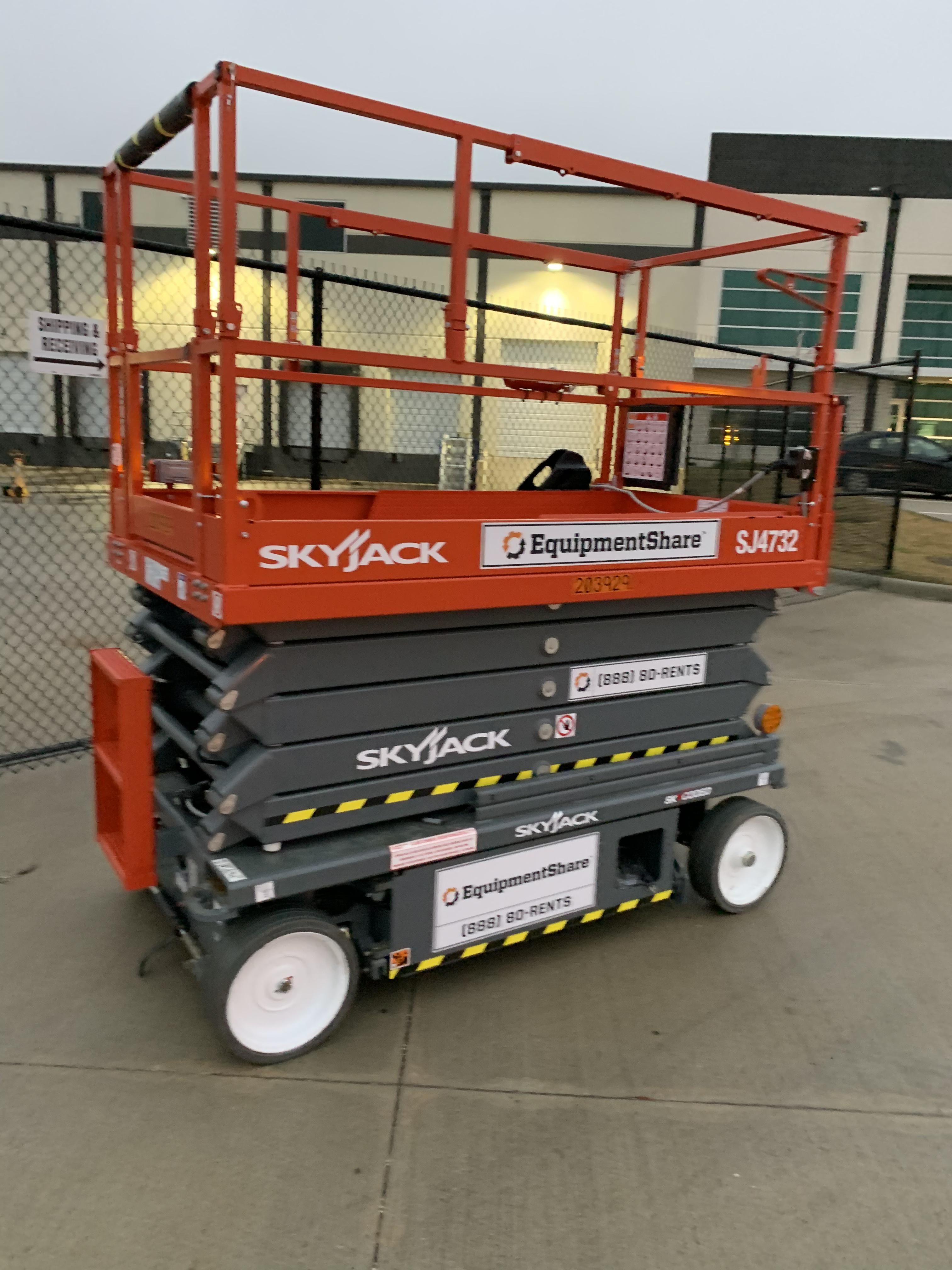 2022 SKYJACK SJ4732