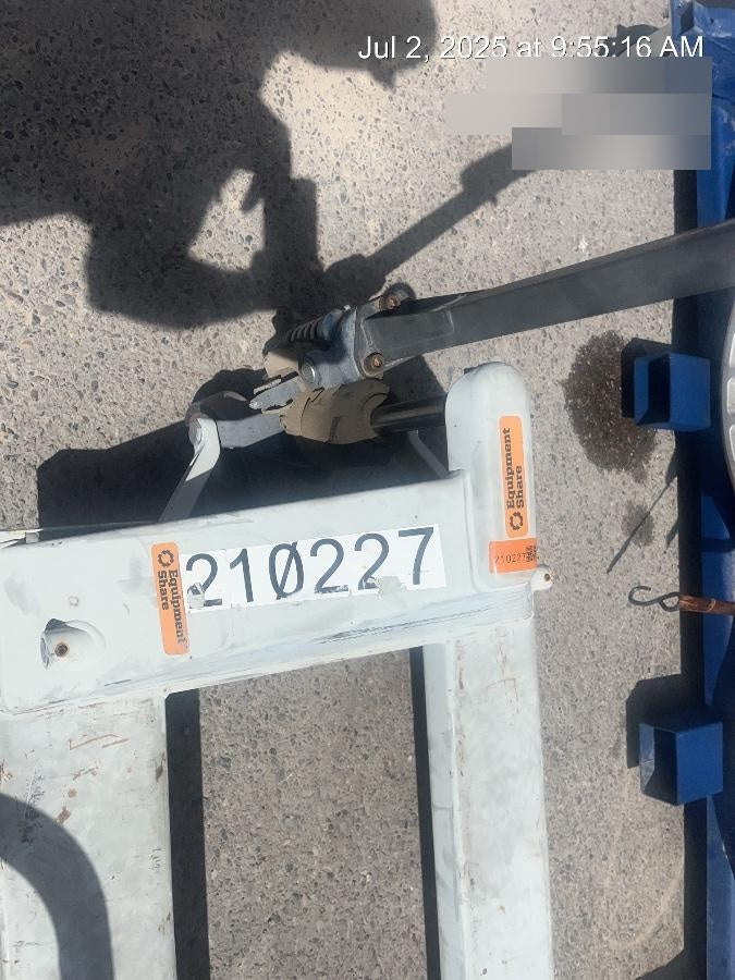 2022 STRONGWAY 4400 lb Pallet Jack