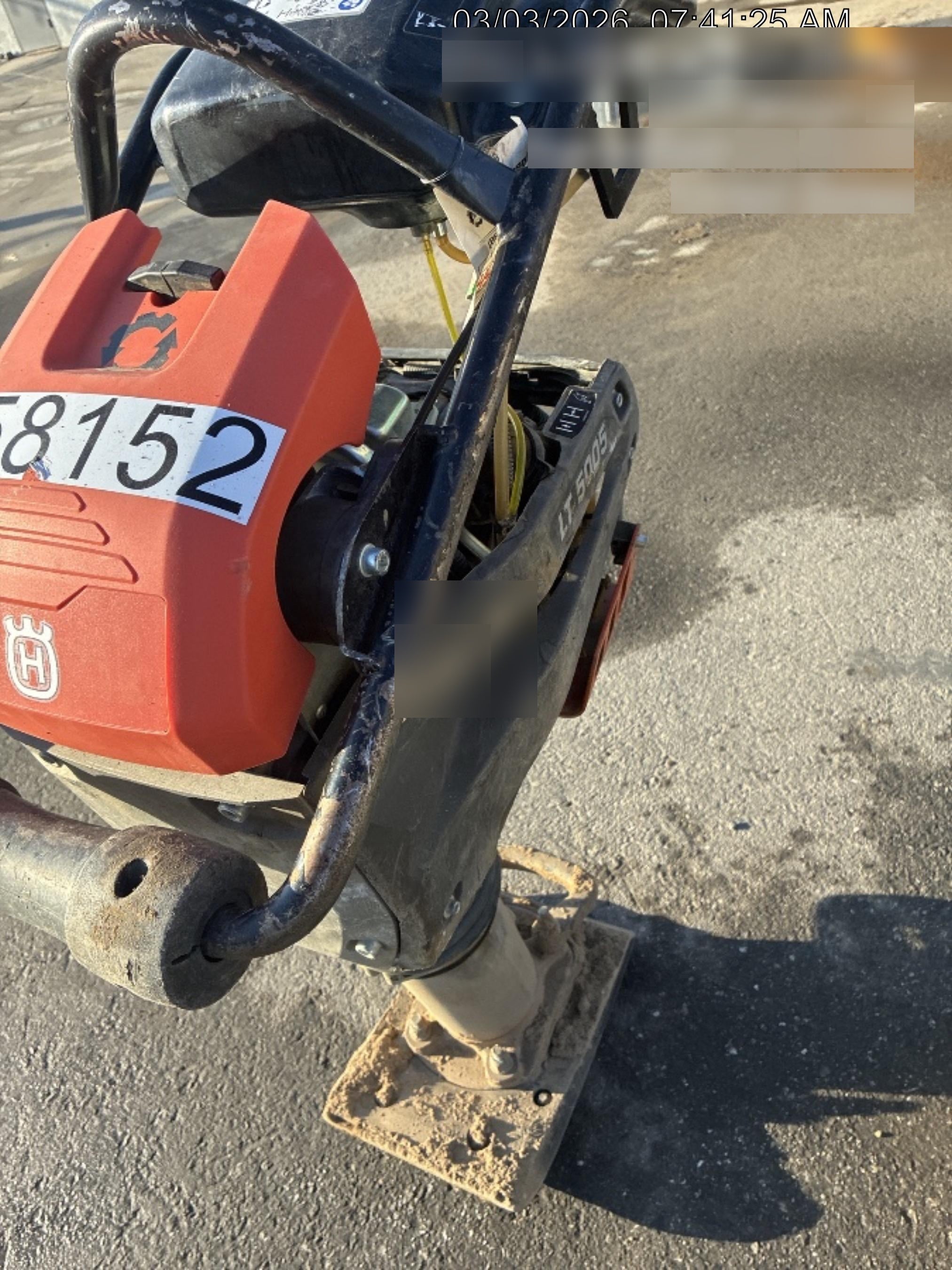 2024 HUSQVARNA LT5005