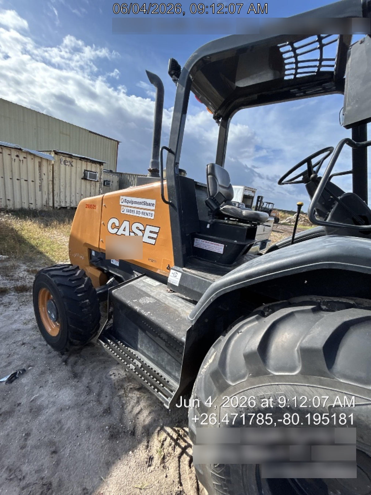 2022 CASE 588H