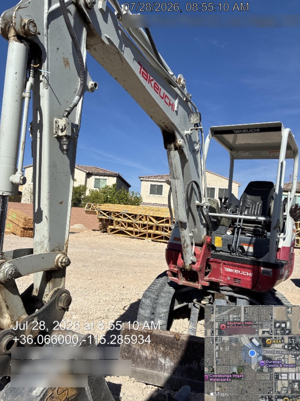 2022 TAKEUCHI TB235-2R