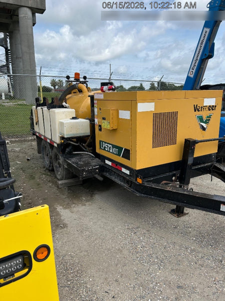 2021 VAC-TRON LP573XDT