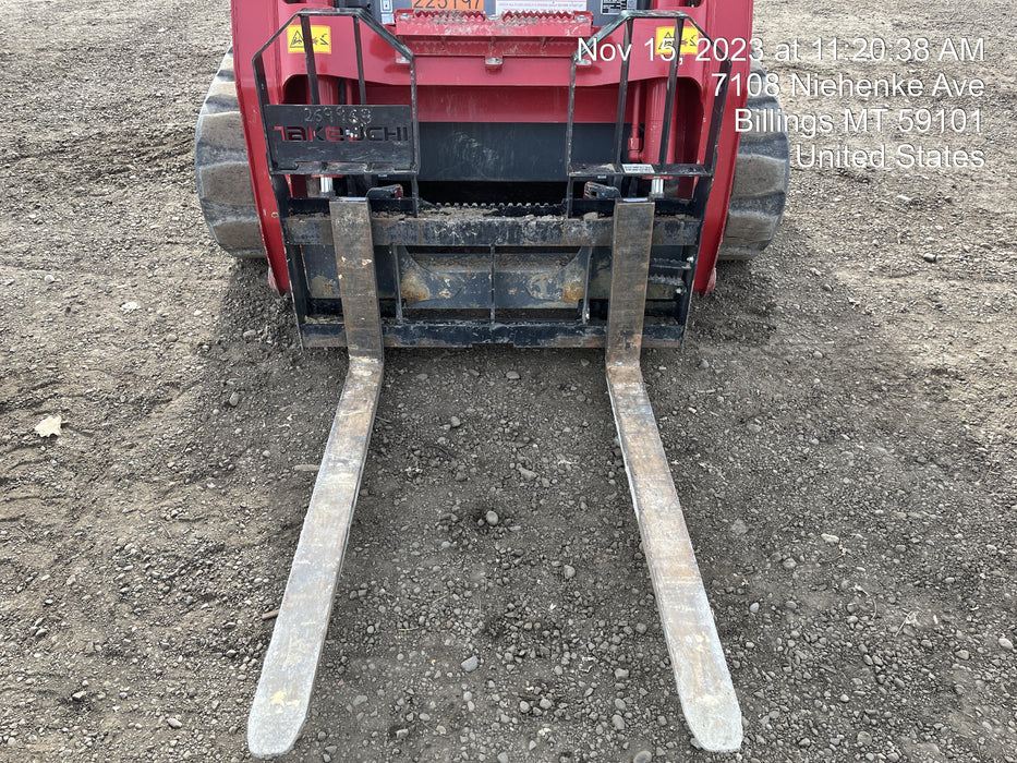 2022 TAKEUCHI 48" Pallet Forks - Takeuchi