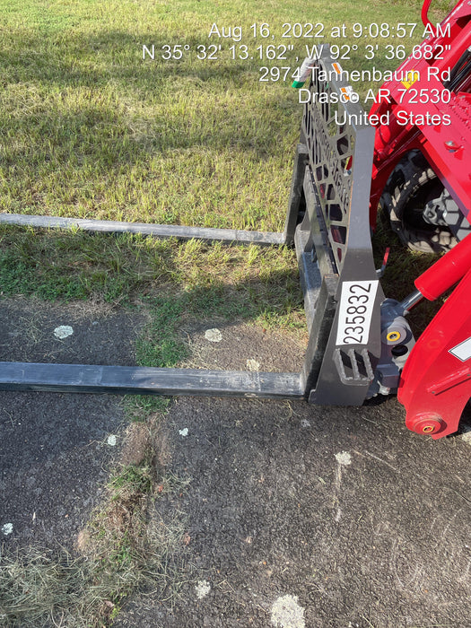 2022 PALADIN 48" Pallet Forks - Paladin