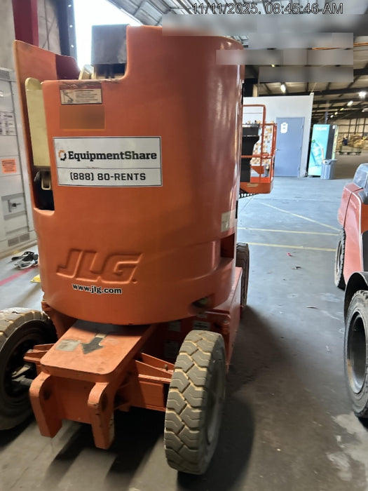 2019 JLG E300AJP