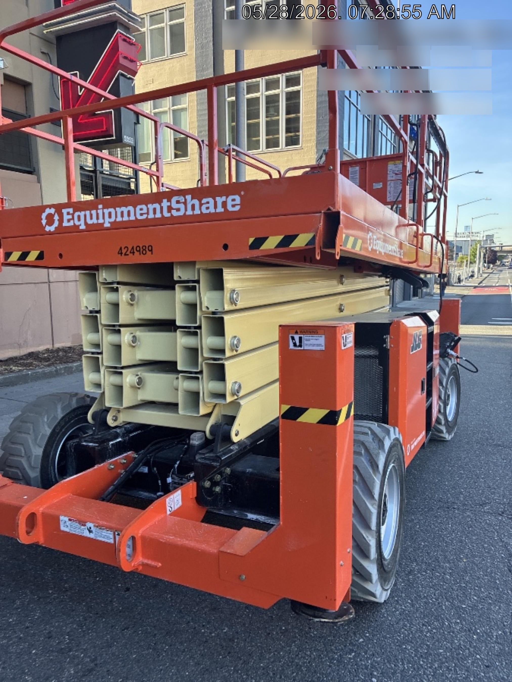 2024 JLG RT4394