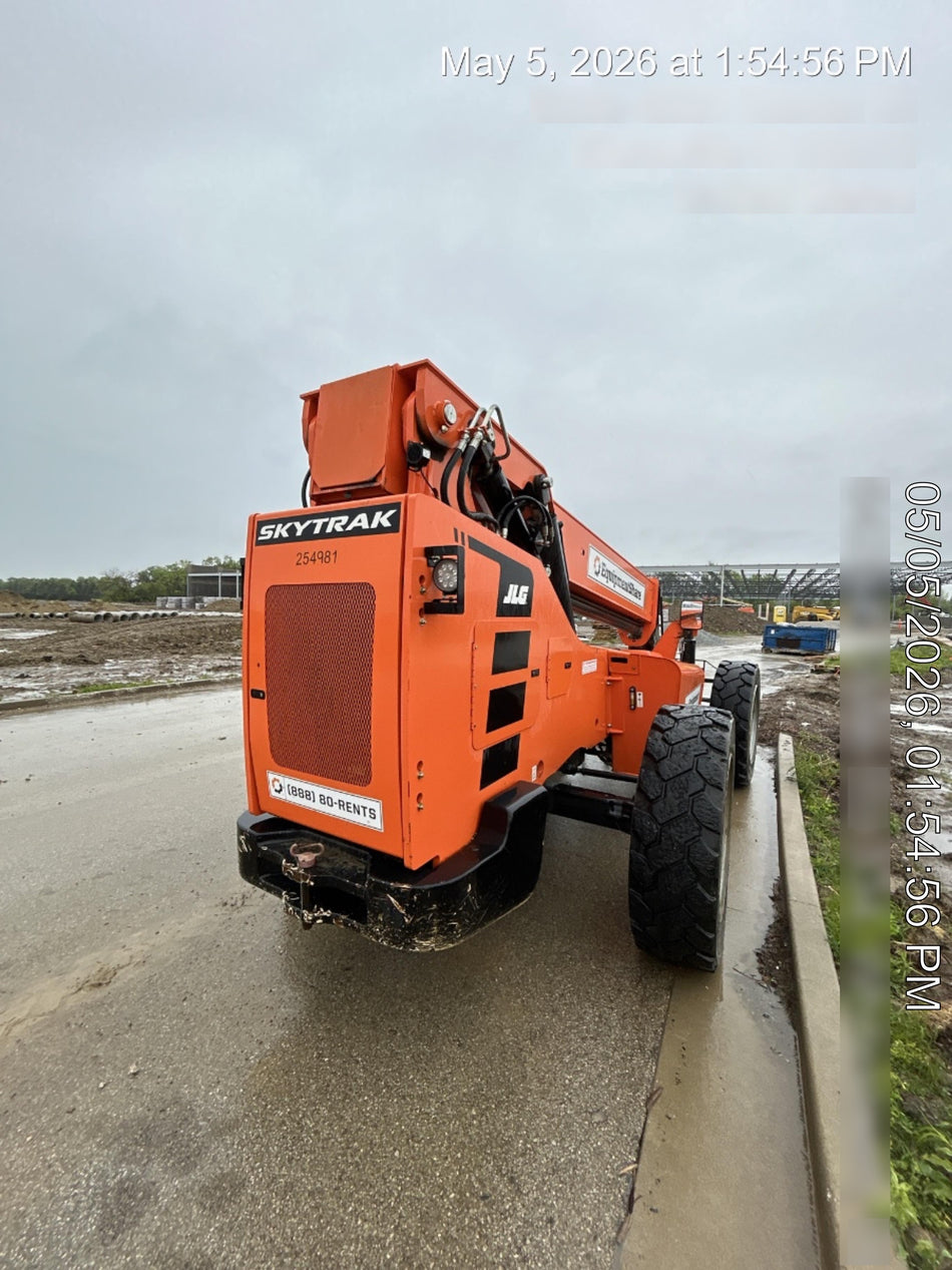 2022 SKYTRAK 8042
