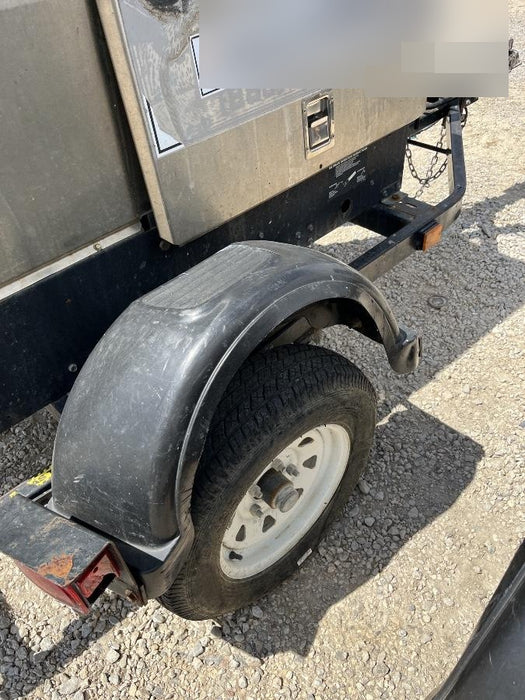 2019 Lincoln Electric Vantage 322 Welder Ready-Pak 3, Two wheel trailer, Fender and Light kit, Cable Rack