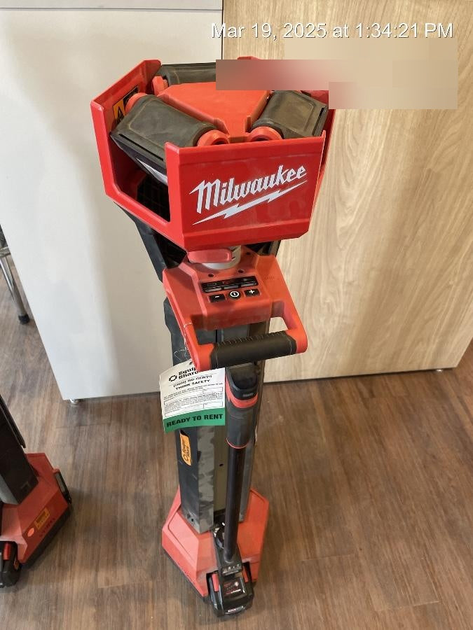 2022 MILWAUKEE 2136-20