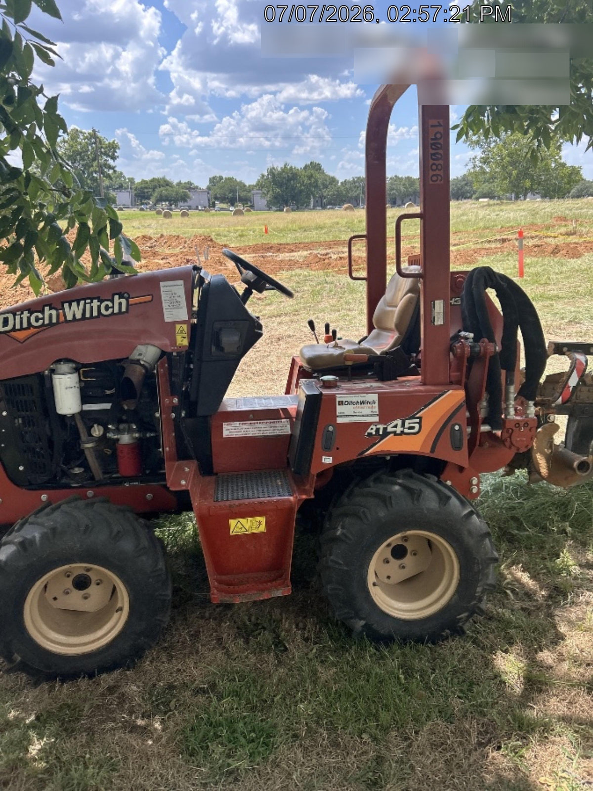 2021 DITCH WITCH RT45A