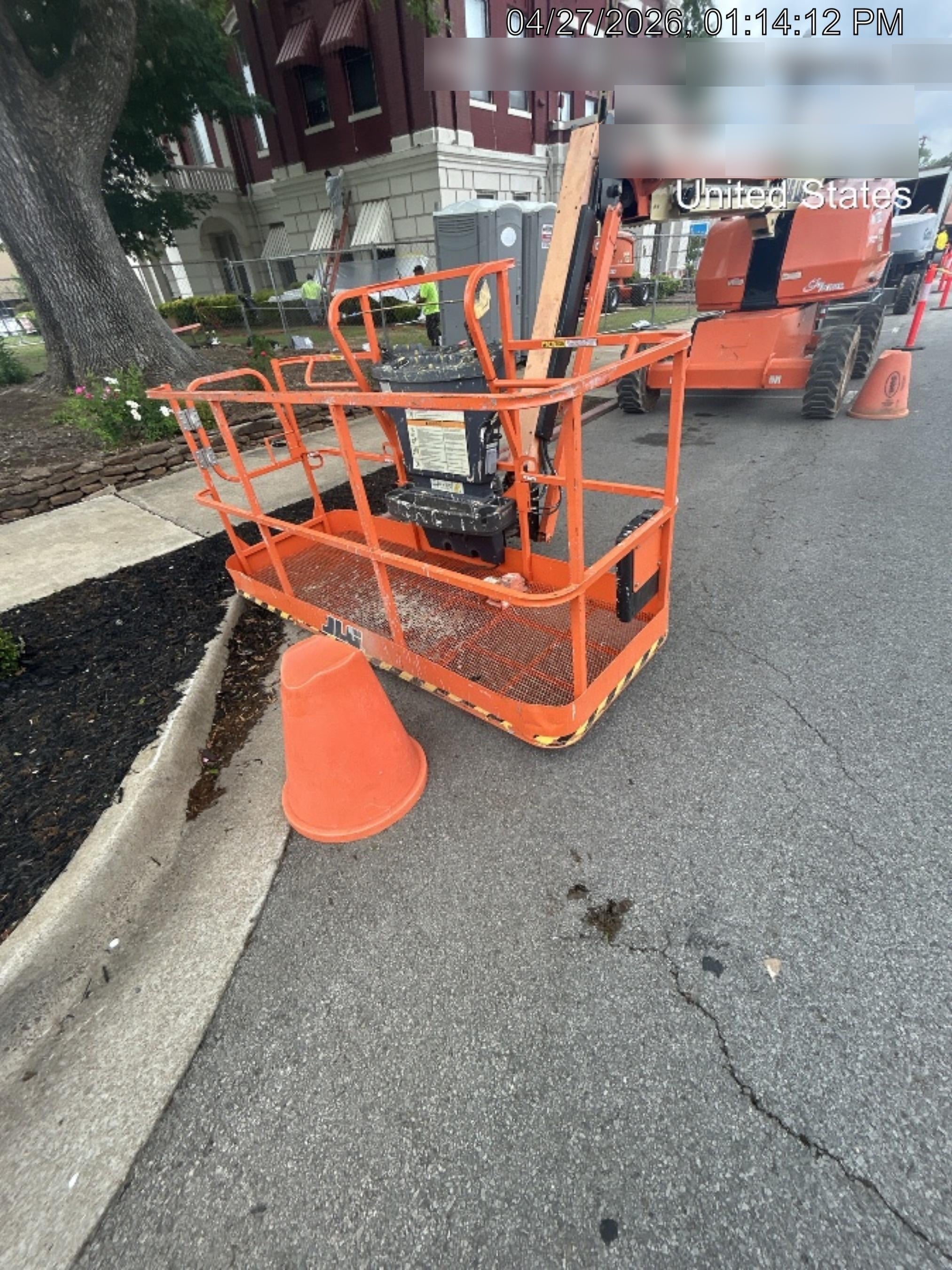2022 JLG 460SJ