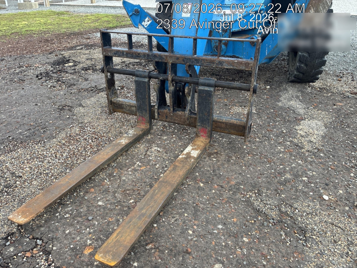 2017 Genie GTH-1056 Genie GTH1056, Solid Tires, 60" carriage, Light Kit, Open ROPS