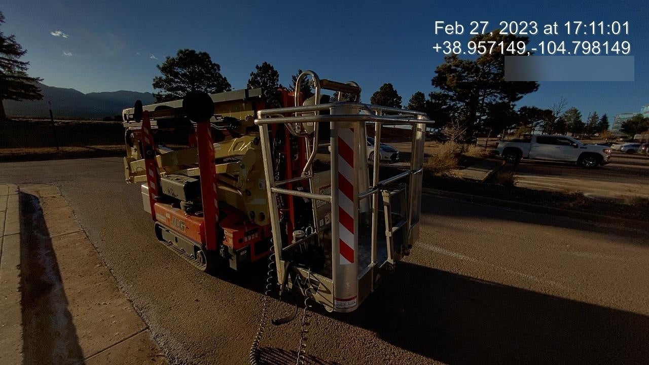2021 JLG X600AJ