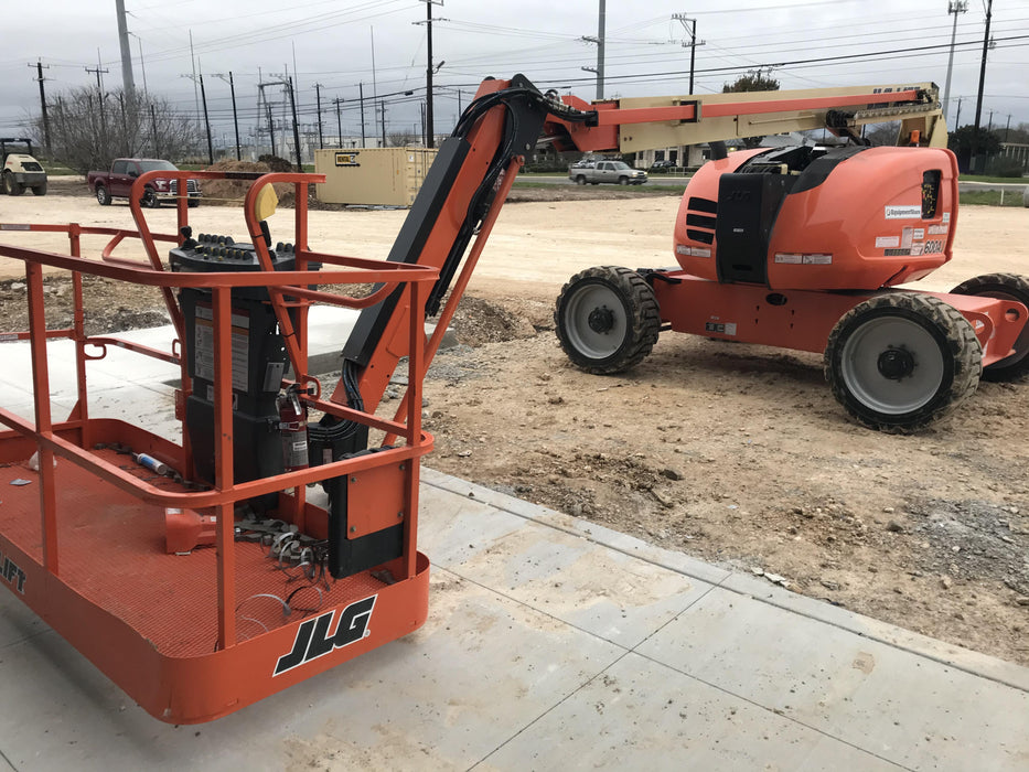 2019 JLG 600AJ