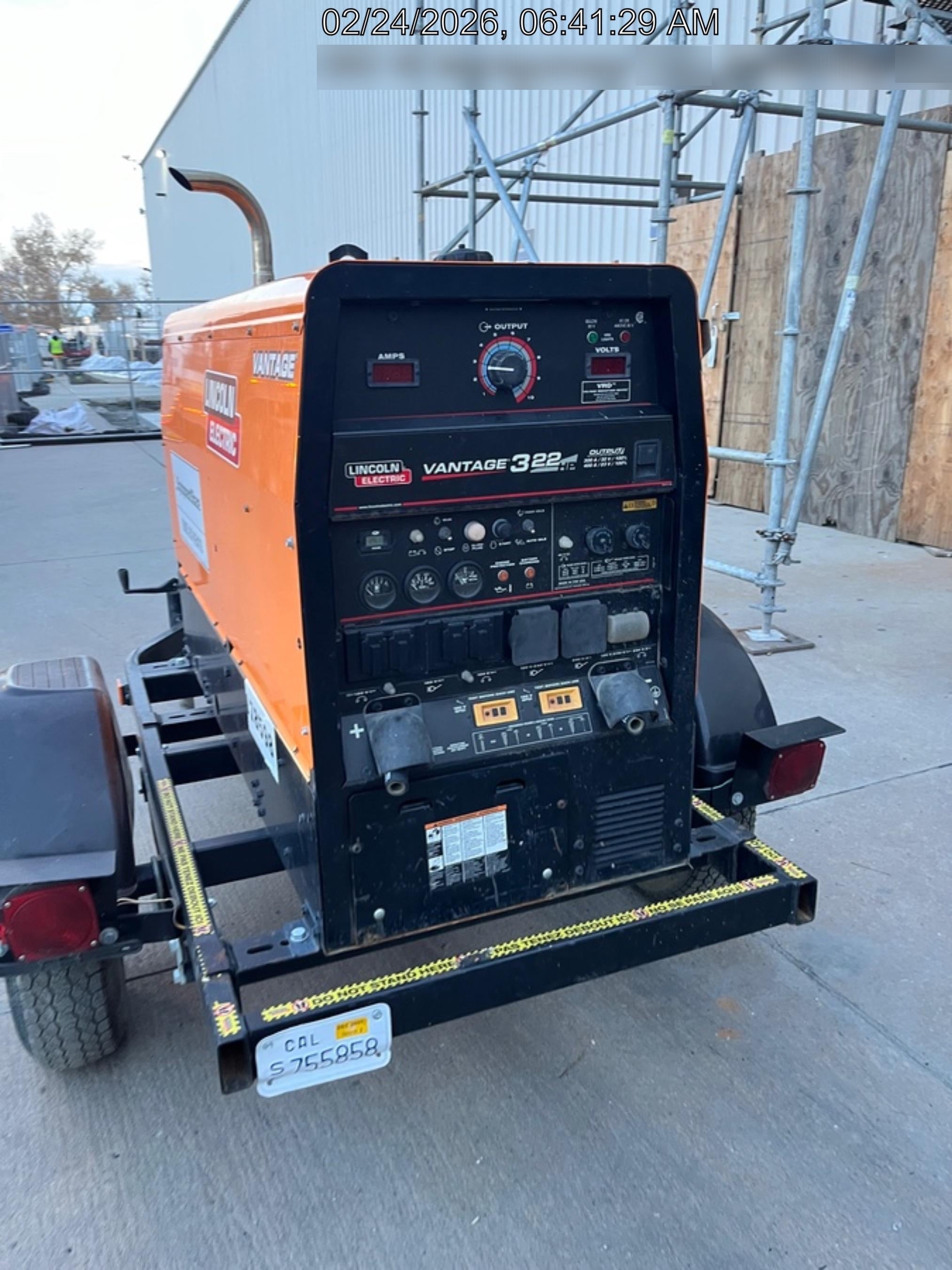 2021 Lincoln Electric Vantage 322 Vantage 322 Ready Pak 3 w/ Decals, ORANGE (includes trailer, cable rack, fender light kit) NO Telematics