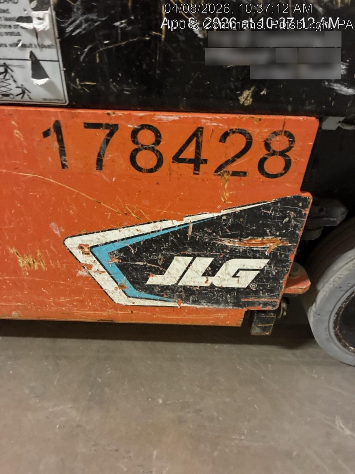 2021 JLG ES1330L