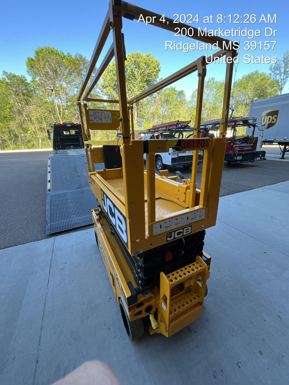 2024 JCB S1932E