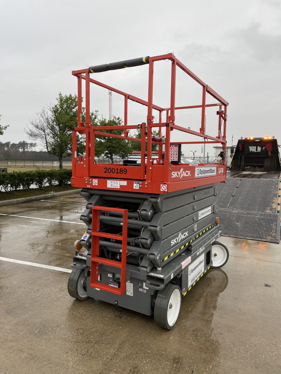 2021 SKYJACK SJ4740