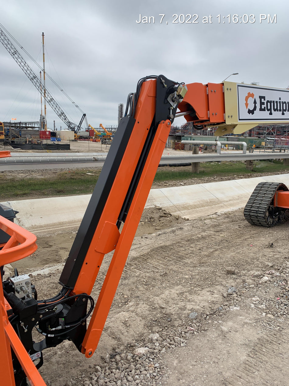 2021 JLG 660SJ Quad Track