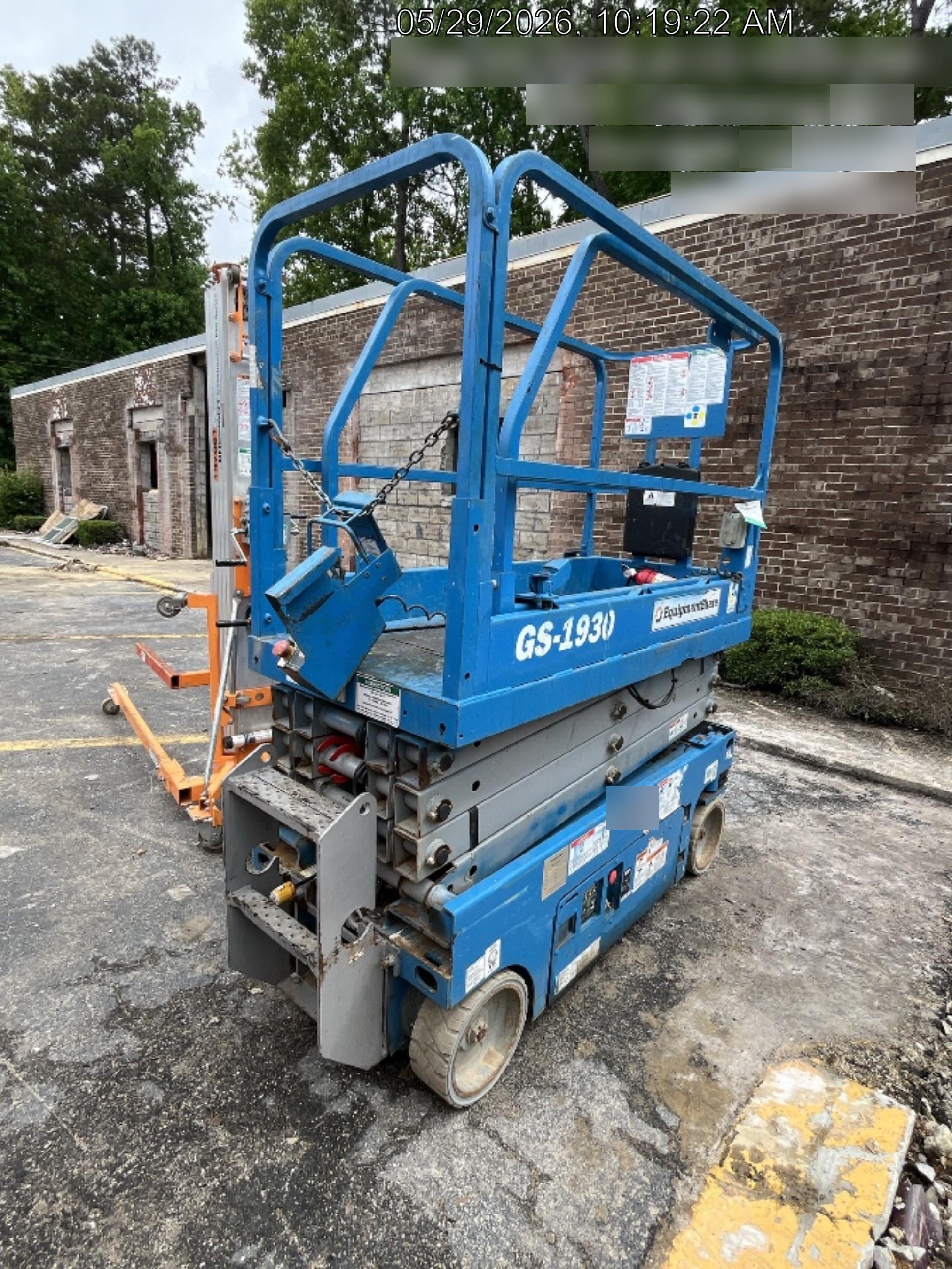 2019 Genie GS-1930 Fixed rails with chain Entry