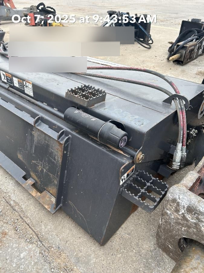 2019 PALADIN Sweepster SB72