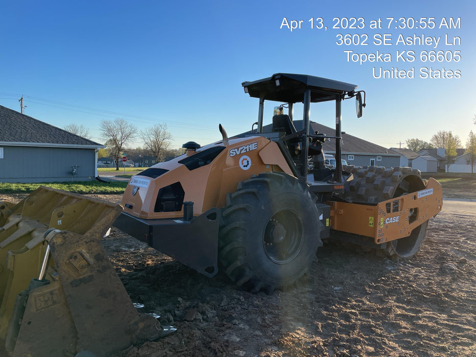 2023 CASE SV211E