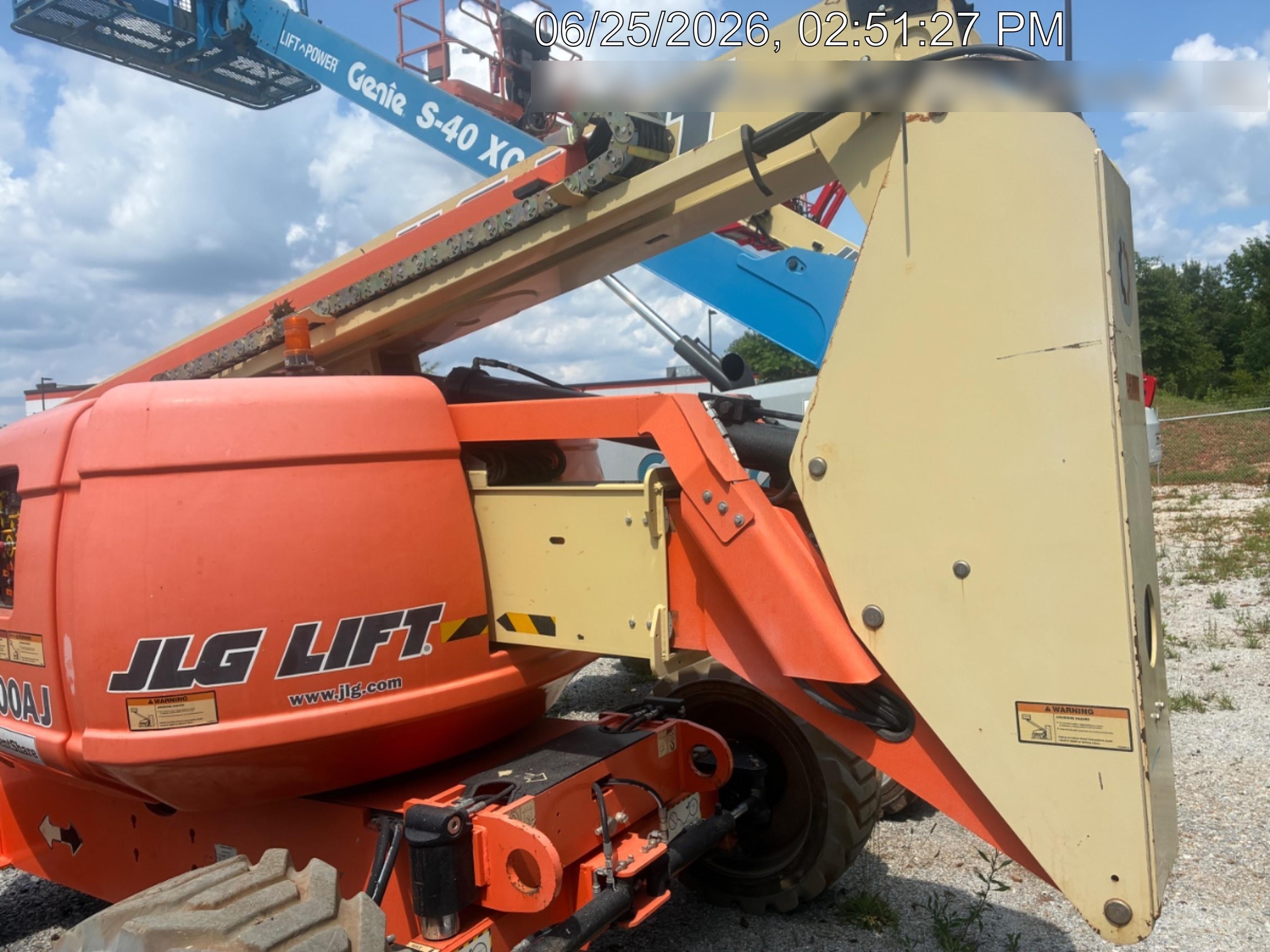 2019 JLG 600AJ
