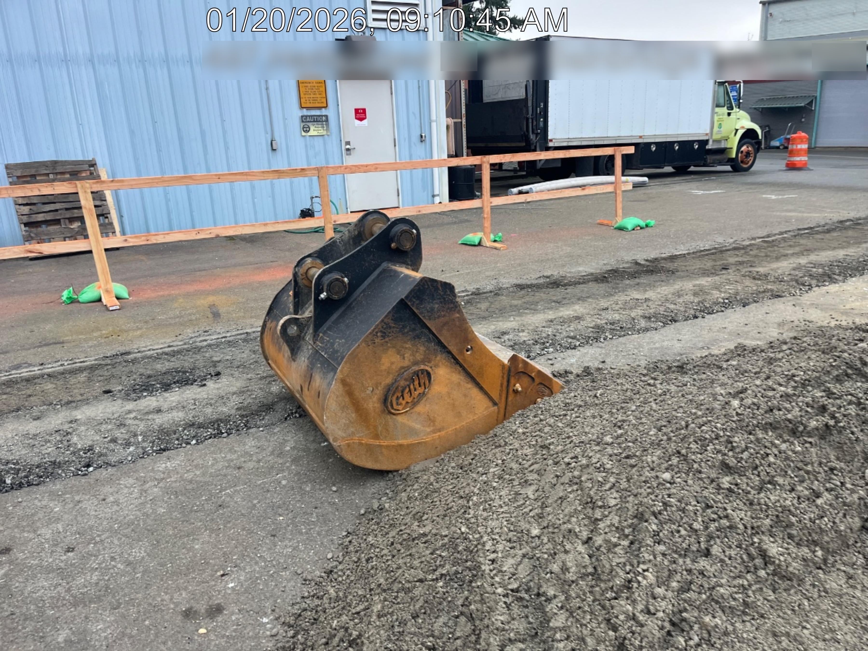 2022 GEITH 48" HD bucket 25k - 35k - Geith