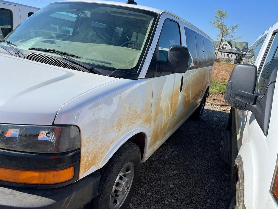 2023 CHEVROLET Express Van - Rental