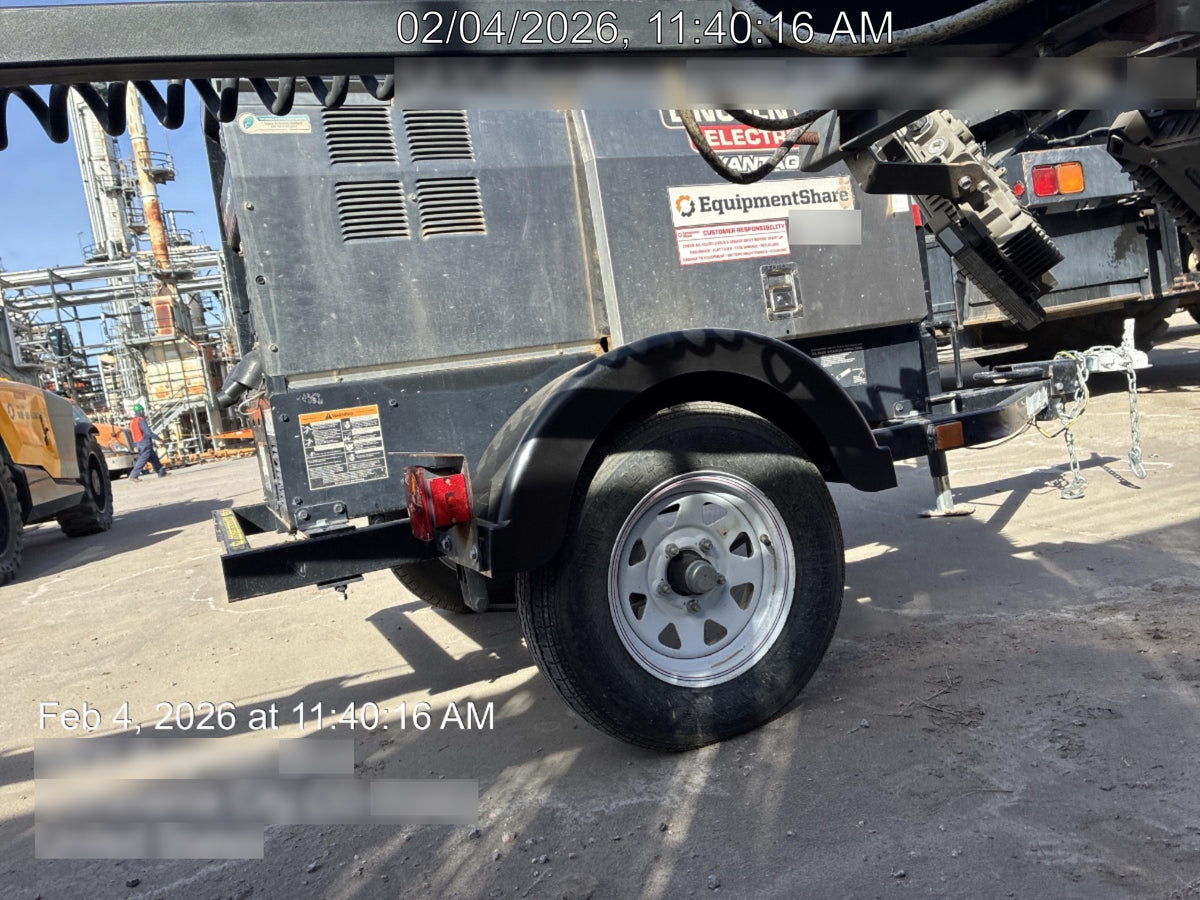 2020 Lincoln Electric Vantage 322 Welder Ready-Pak 3, Two wheel trailer, Fender and Light kit, Cable Rack
